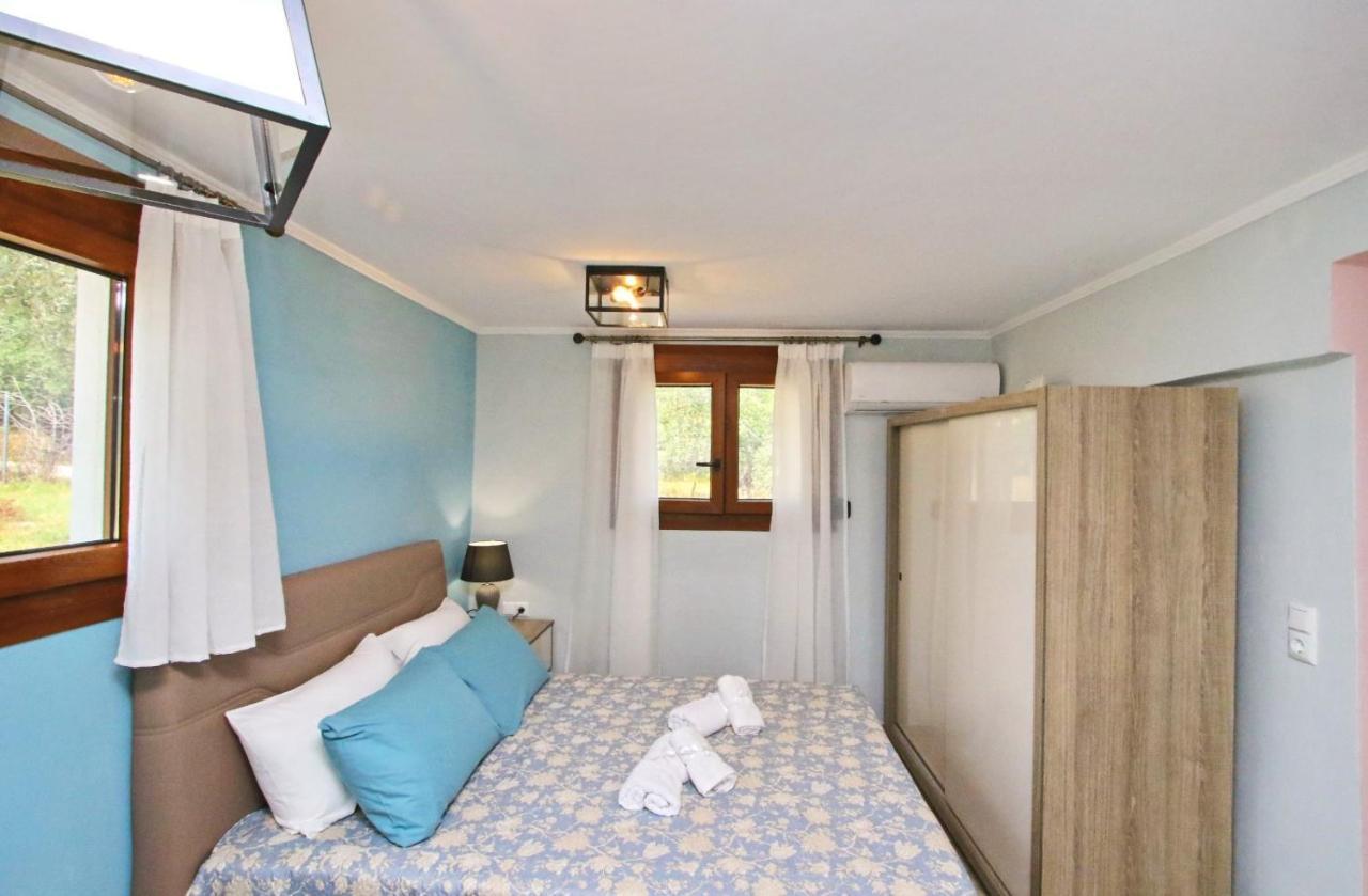 דירות קואינירה Panos House מראה חיצוני תמונה