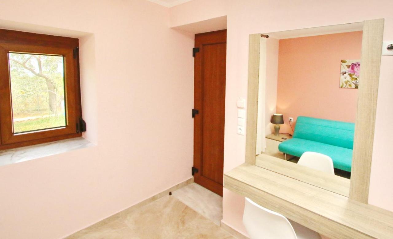 דירות קואינירה Panos House מראה חיצוני תמונה